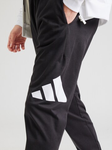 Effilé Pantalon de sport ADIDAS SPORTSWEAR en noir