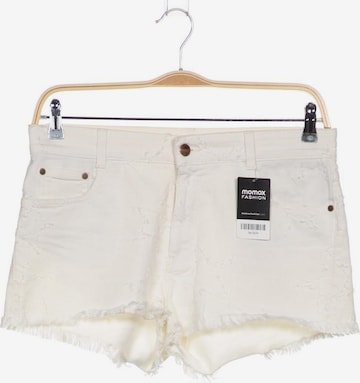 Stella McCartney Shorts in L in White: front