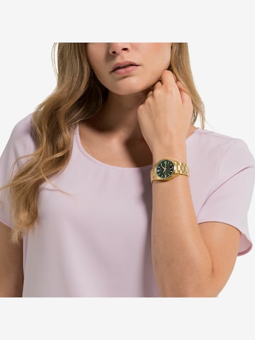 FAVS Analog Watch in Gold: front