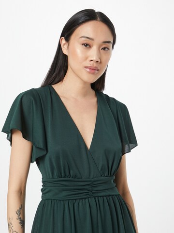 Rochie de seară 'Joaline' de la ABOUT YOU pe verde