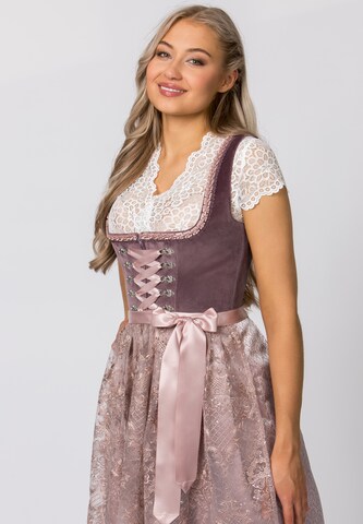 STOCKERPOINT Dirndl in Roze: voorkant