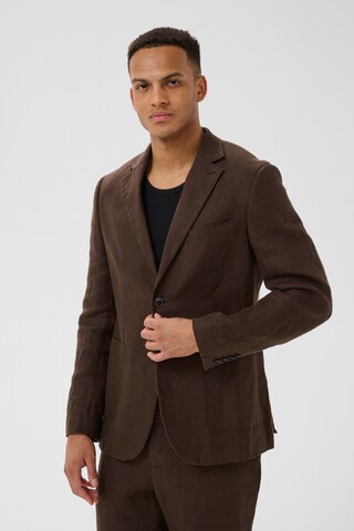 Matinique Regular Fit Sakko 'MAcharles' in Braun