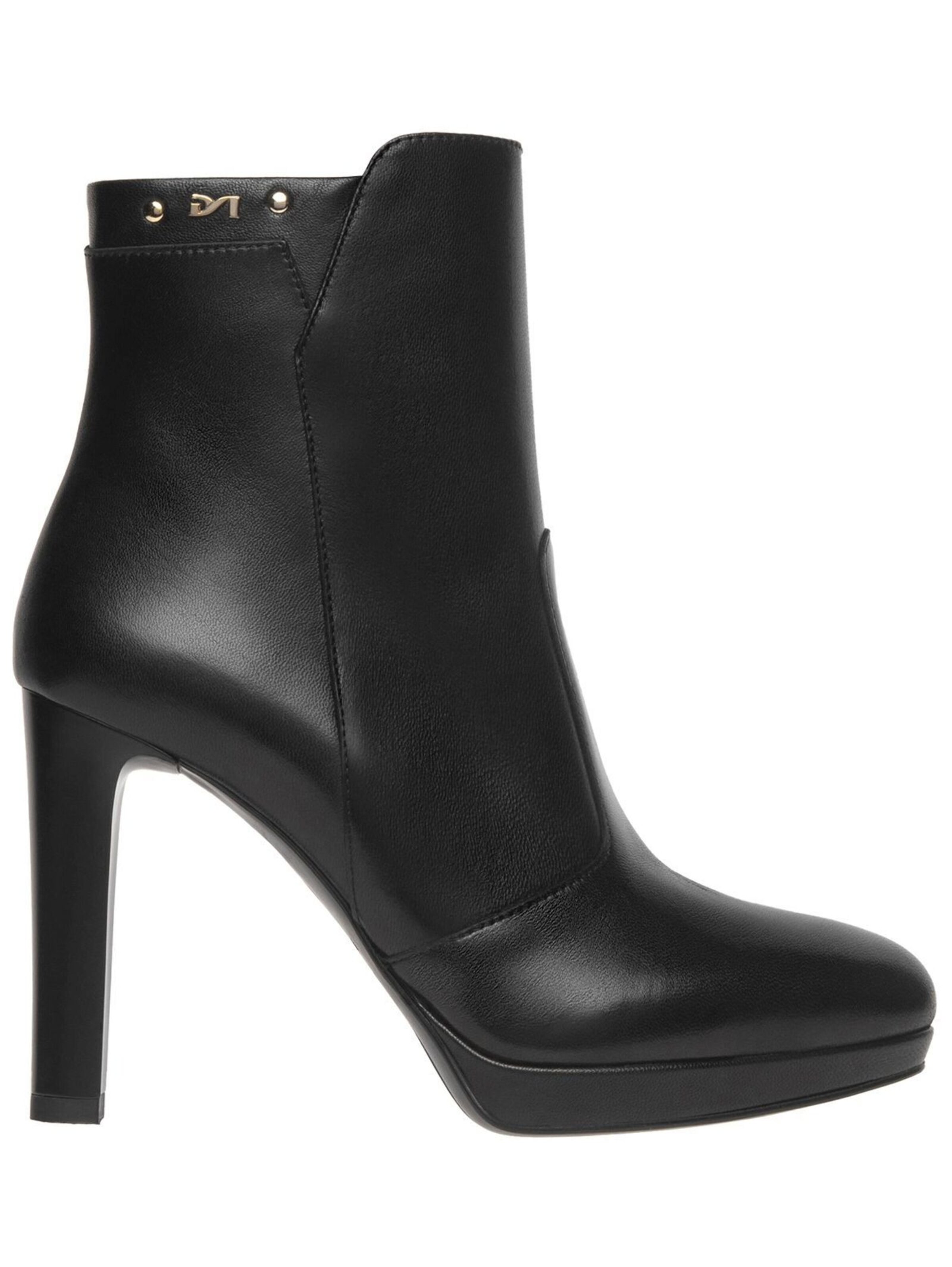 Nero Giardini Ankle Boots in Black