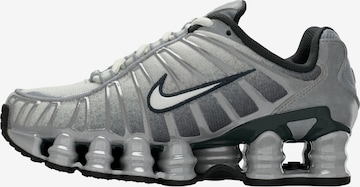 Baskets basses 'SHOX TL' Nike Sportswear en gris : devant