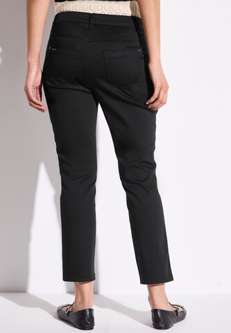 STREET ONE Slim fit Pants in Black