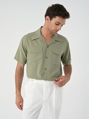 Antioch Regular fit Button Up Shirt in Green