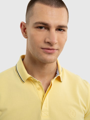 BIG STAR Shirt 'CARDI' in Gelb