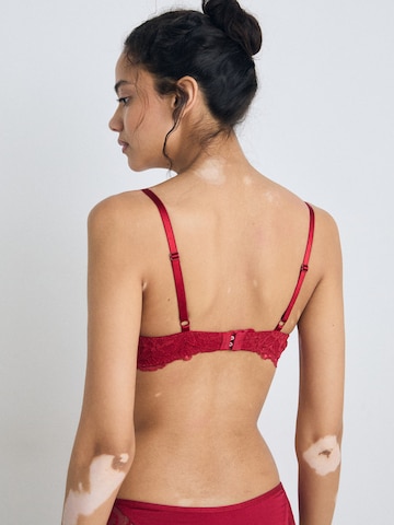 Hunkemöller T-shirt Podprsenka 'MARINE' – červená