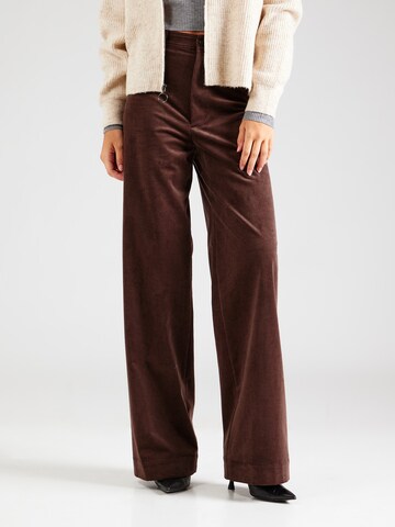 Vanessa Bruno Regular Pants in Brown: front