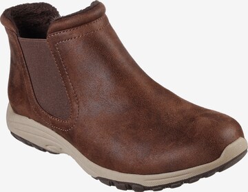 SKECHERS Chelsea Boots in Brown