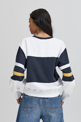 Ball Sweatshirt 'Batomasso' i hvid