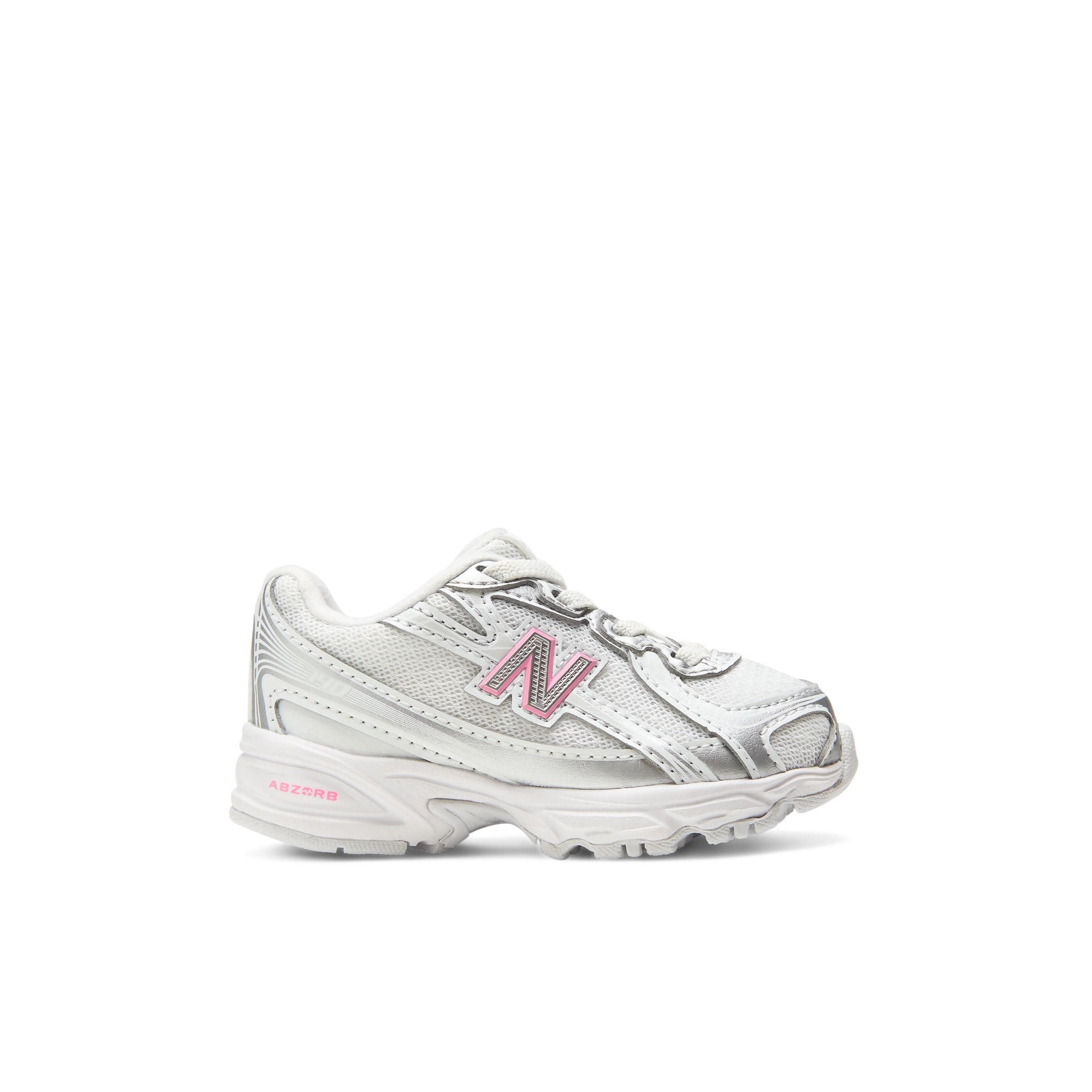 new balance Sneakers '740 Bungee Lace' in Zilver