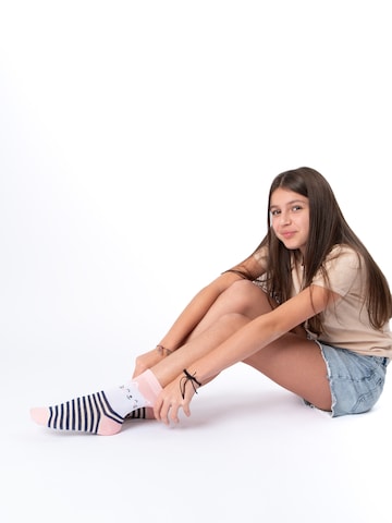 Occulto Socken 'Fantasia' in Pink