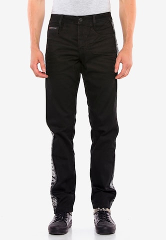 CIPO & BAXX Regular Jeans in Zwart: voorkant