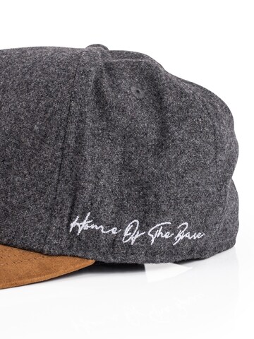 Blackskies Cap 'B Script' in Grey