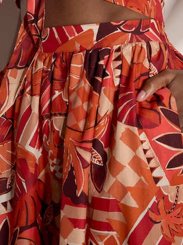 Apricot Tropical Leaf Patchwork Cotton Midi Skirt ' ' in Rot