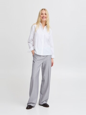 Camicia da donna ' BYHETILA SHIRT 2 - ' di b.young in bianco