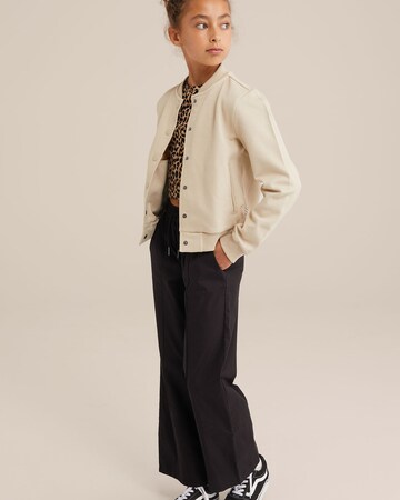 WE Fashion Jacke in Beige