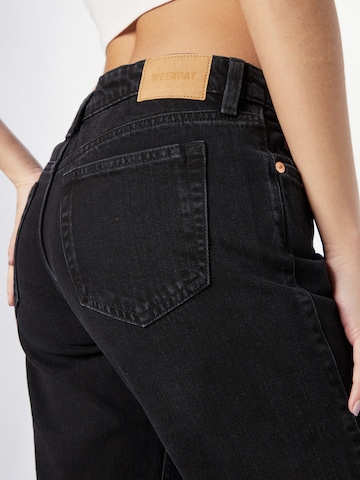 regular Jeans 'Arrow' di WEEKDAY in nero