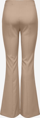 Flared Pantaloni con piega frontale 'ASTRID' di ONLY in beige