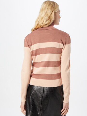 Trendyol Sweater in Pink