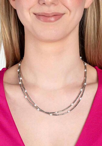 LEONARDO Necklace in Silver: front