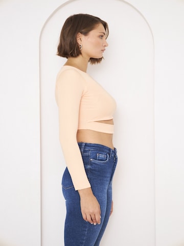 T-shirt WOMAN VISION en orange