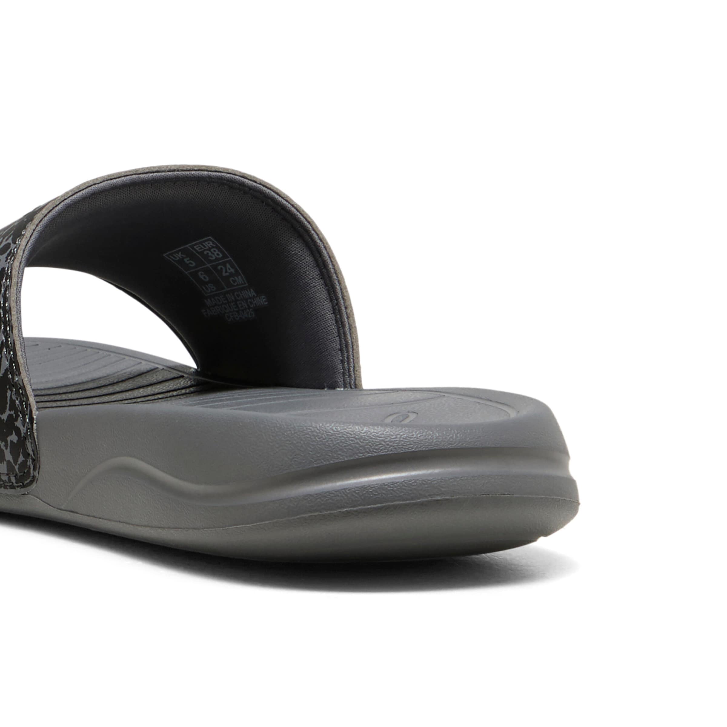PUMA Pantolette in Schwarz