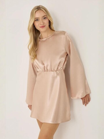 Hiccup Dress in Pink: front