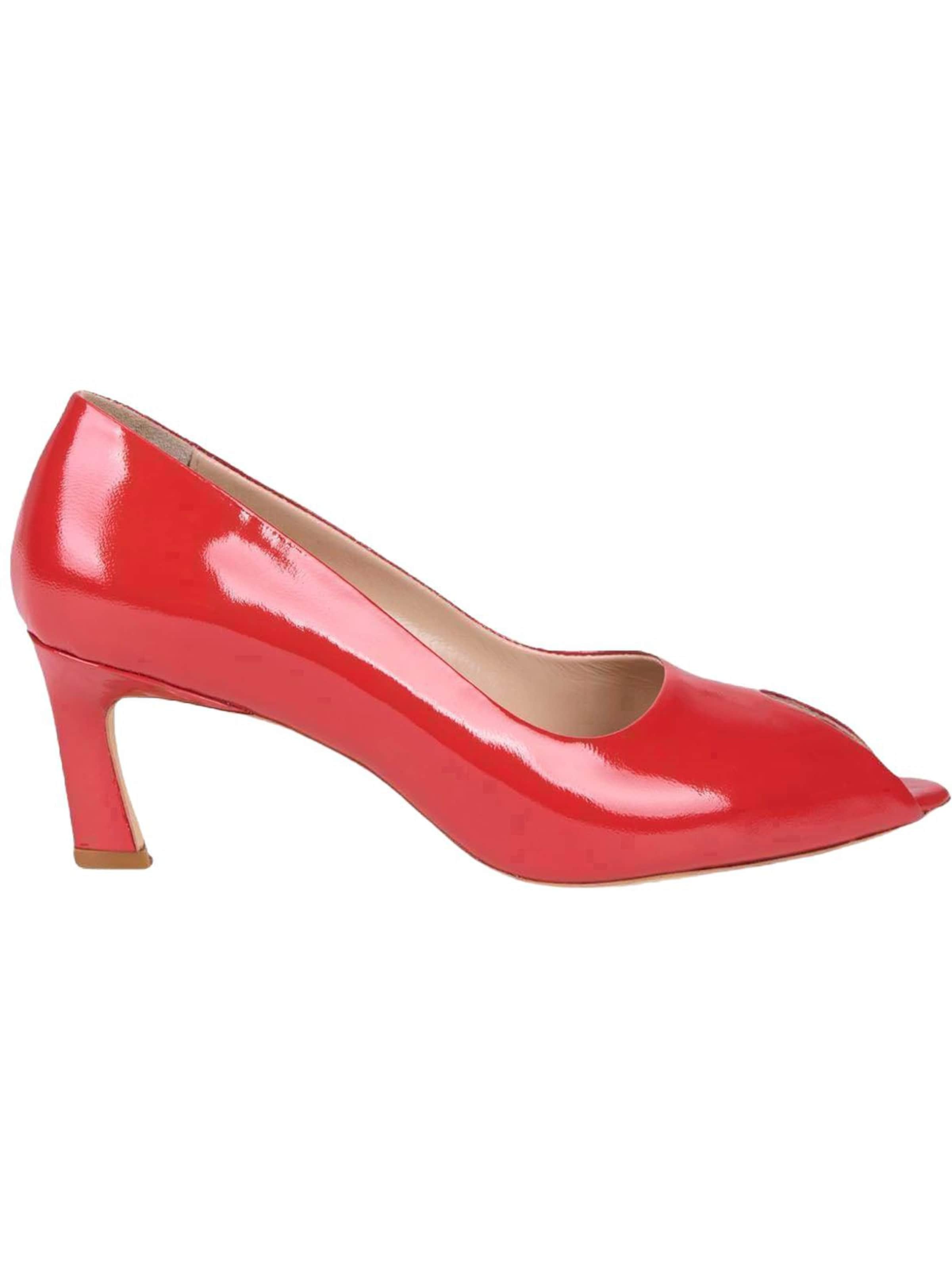 Desa Pumps in Red: front