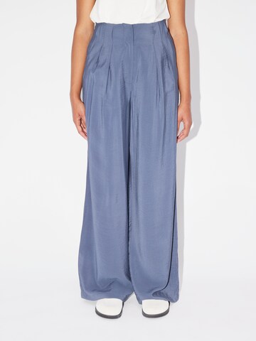 LeGer by Lena Gercke Wide leg Pleat-front trousers 'Chadia' in Blue: front
