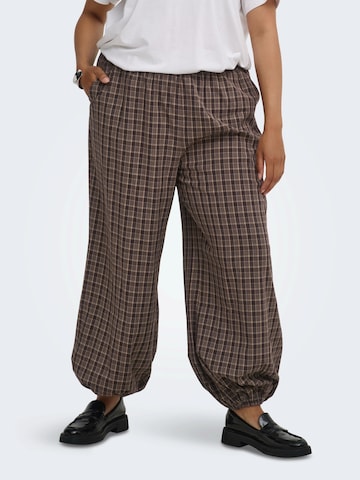 ONLY Carmakoma - Tapered Pantalón 'CARYUNA' en marrón: frente