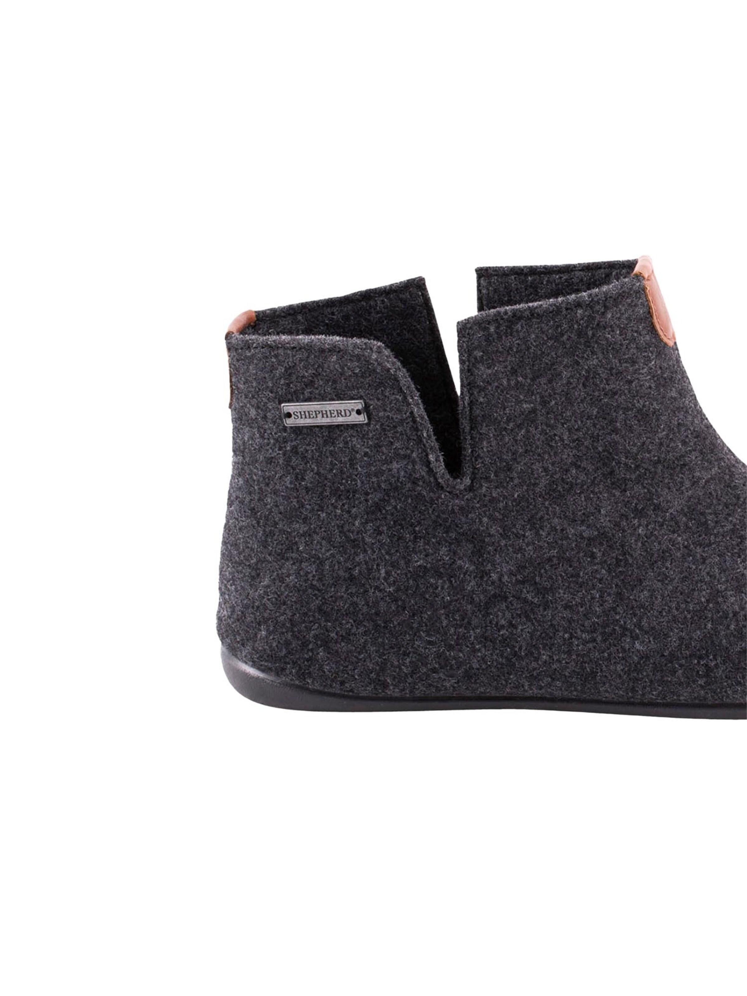 SHEPHERD Mules 'Erik' in Black