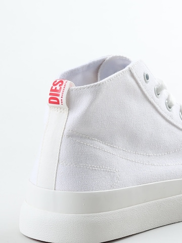 DIESEL - Sapatilhas baixas 'S-ATHOS MID' em branco