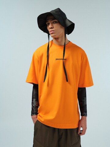 T-Shirt 'Felix' Pacemaker en orange : devant