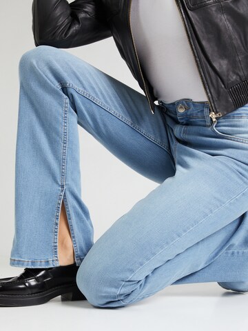 Flared Jeans di Koton in blu