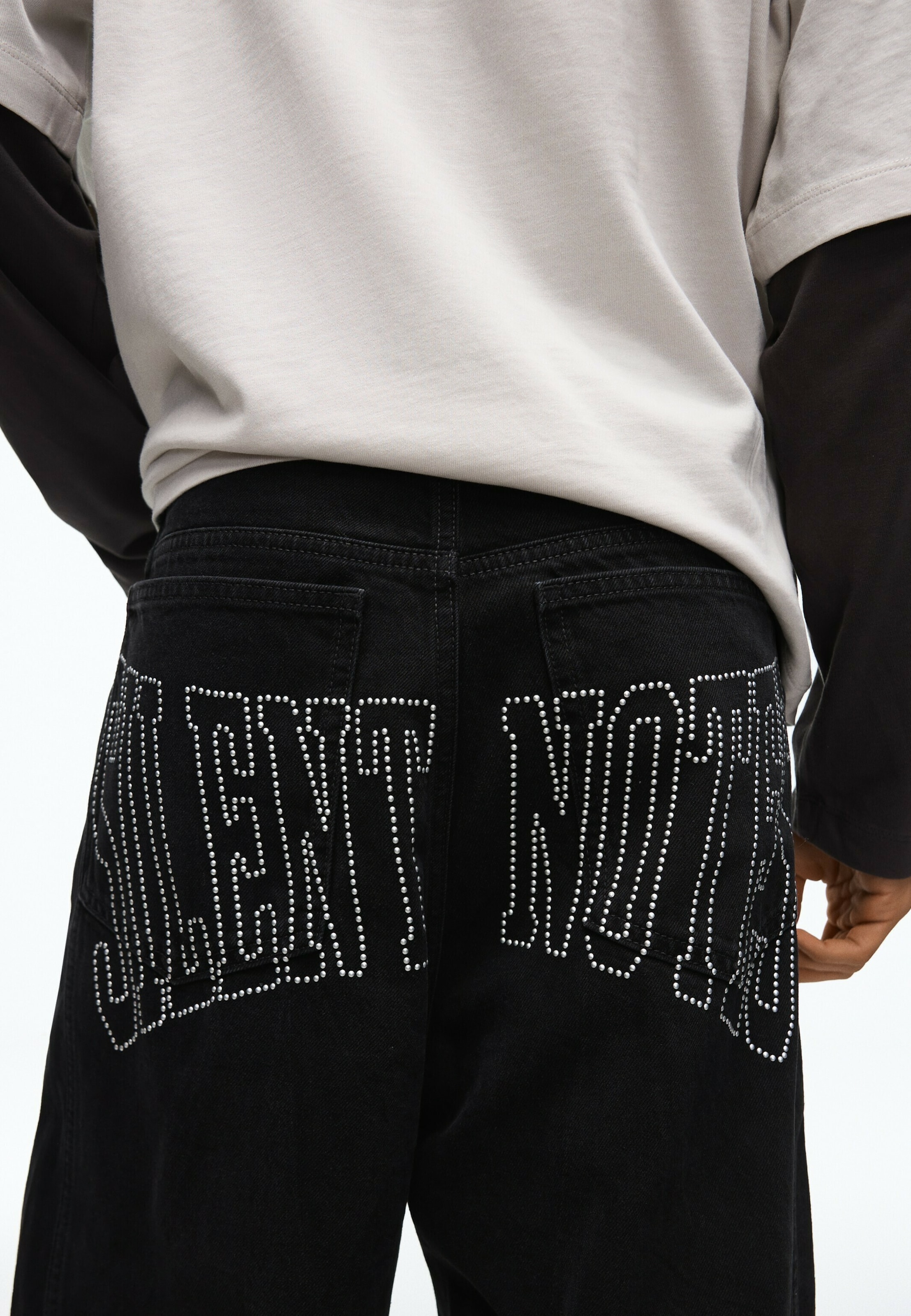 Bershka Loosefit Farmer - fekete