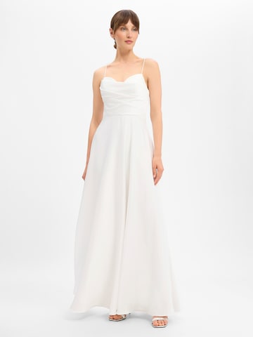 Laona Evening dress in Beige: front
