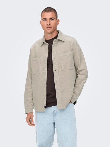 Only & Sons - Ajuste confortable Camisa 'Track' en gris