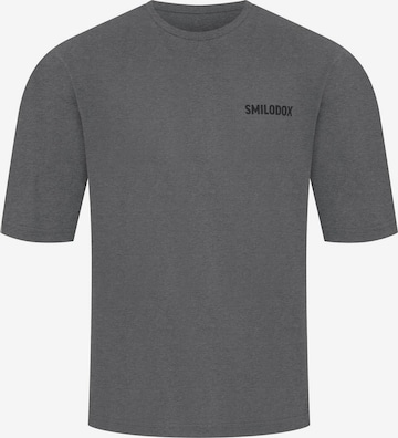 Smilodox T-Shirt ' Cyris ' in Grau: Vorderseite
