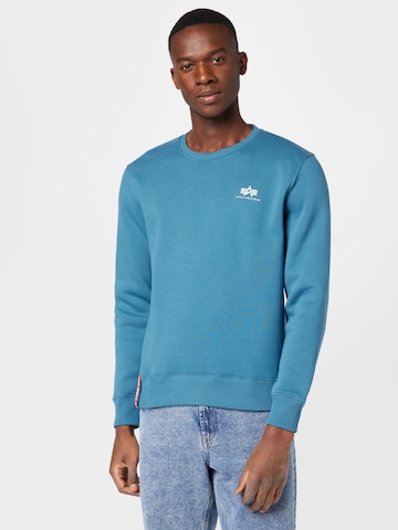 ALPHA INDUSTRIES Sweatshirt in Blauw: voorkant