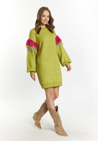 Pullover di IZIA in verde