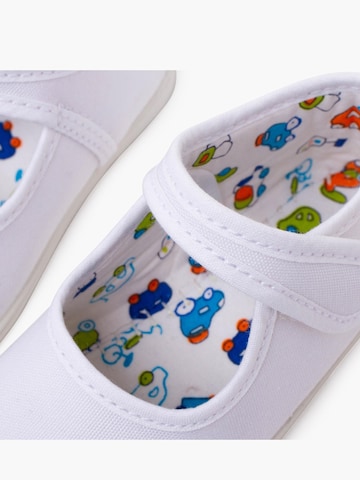 Pisamonas Ballerina in White