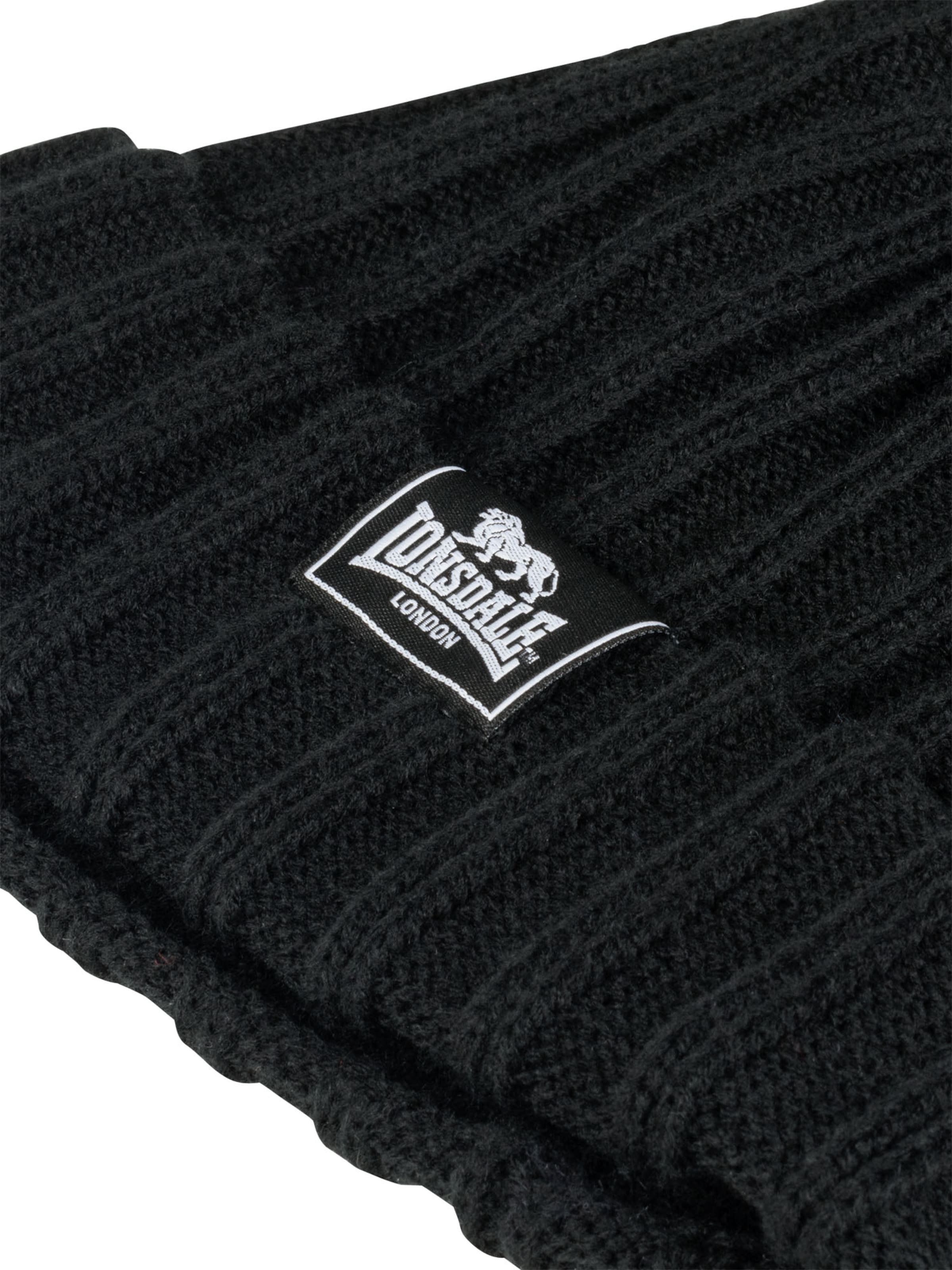 LONSDALE Beanie in Black