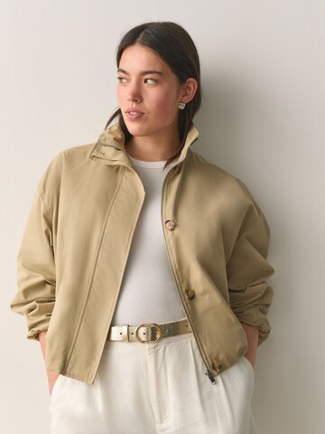 Next Ремень в Золотой: спереди