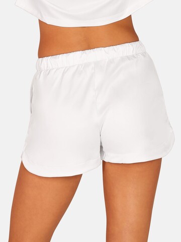 OW Collection Regular Shorts in Weiß
