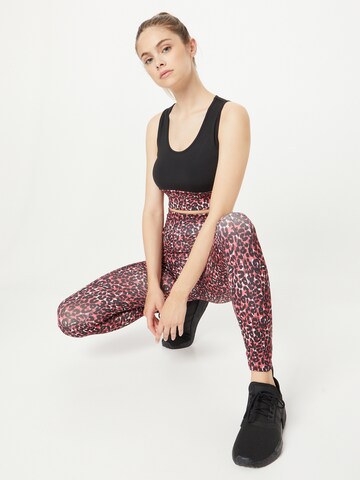 Skinny Leggings de la Dorothy Perkins pe roz