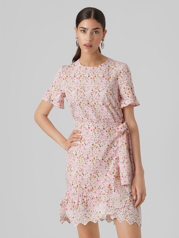 VERO MODA Kleid in Weiß: predná strana