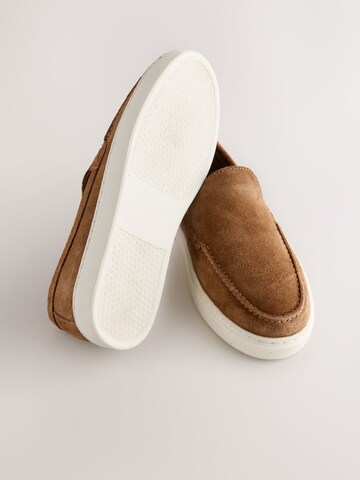 Chaussure basse Next en marron