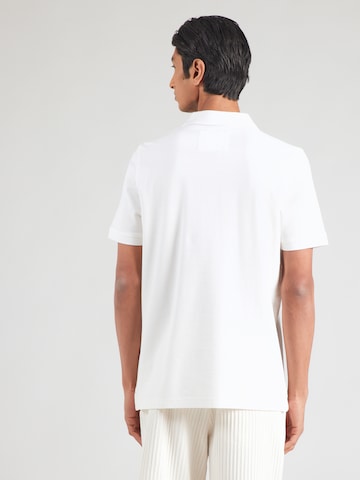 FYNCH-HATTON Μπλουζάκι σε λευκό